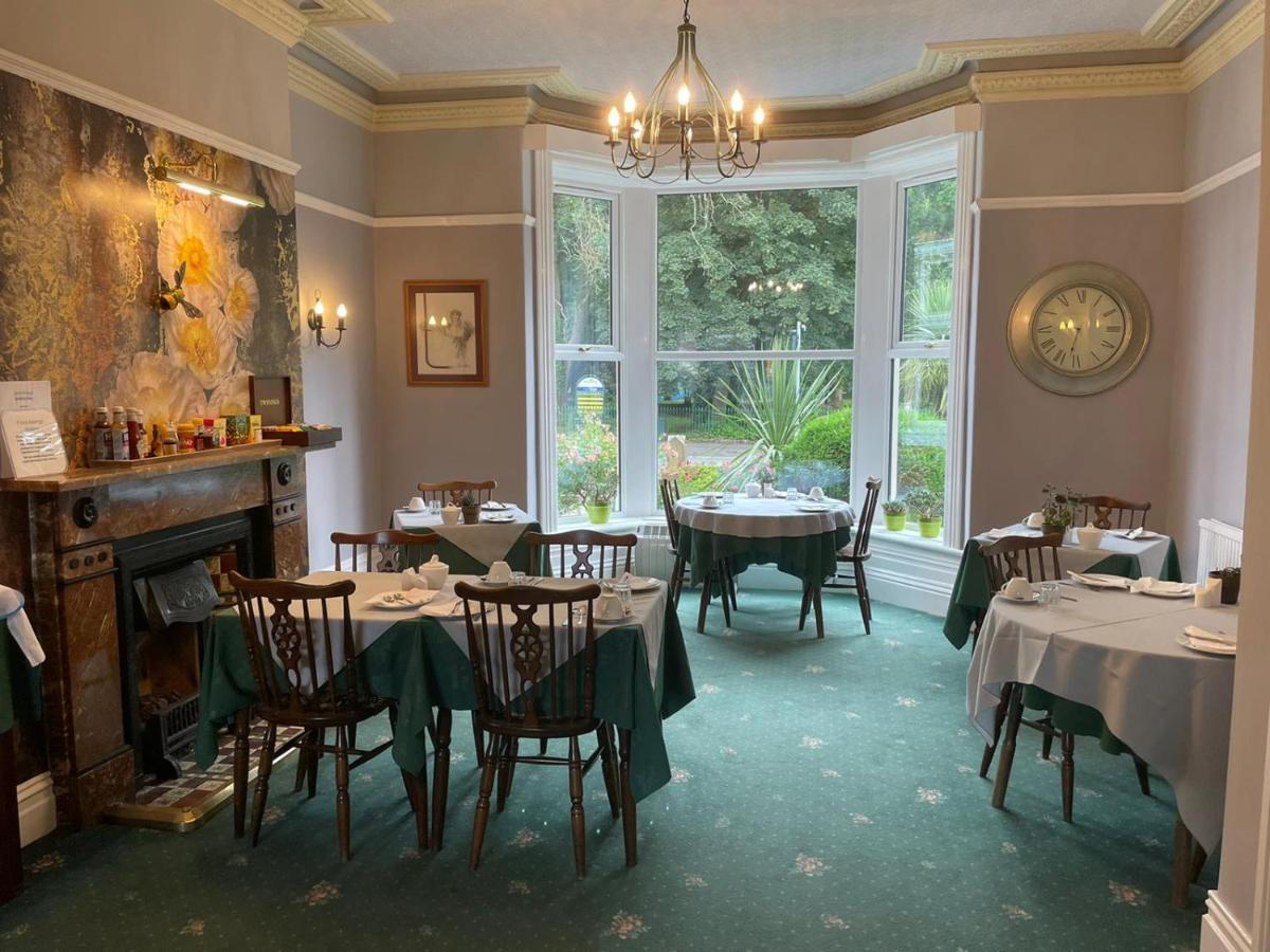 Rostrevor Hotel - Guest House Bury  Ngoại thất bức ảnh